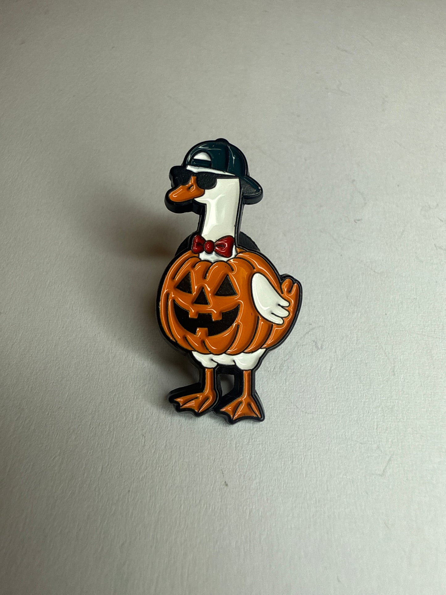 Cool Halloween duck- pumpkin