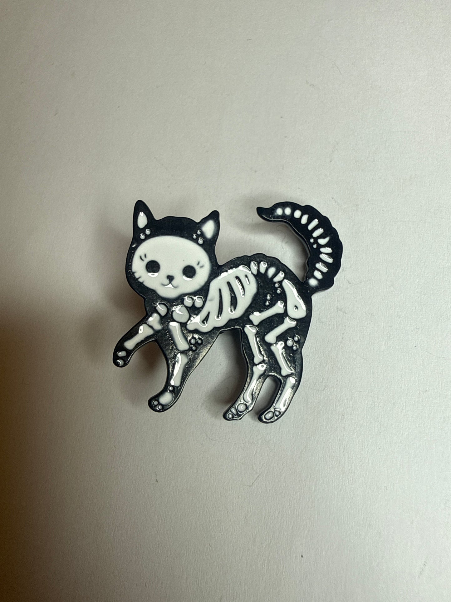 Skeleton Cat - extra large pin