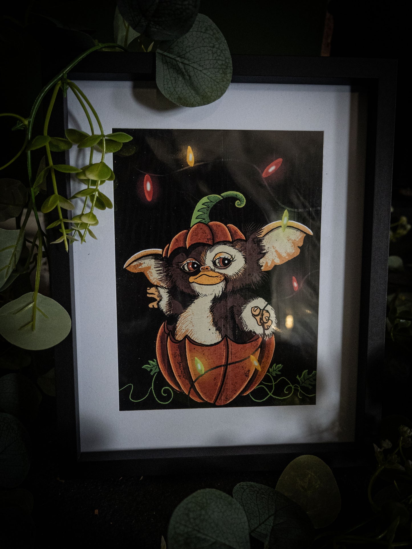Gizmo Pumpkin Christmas Lights – Premium Giclée Art Print
