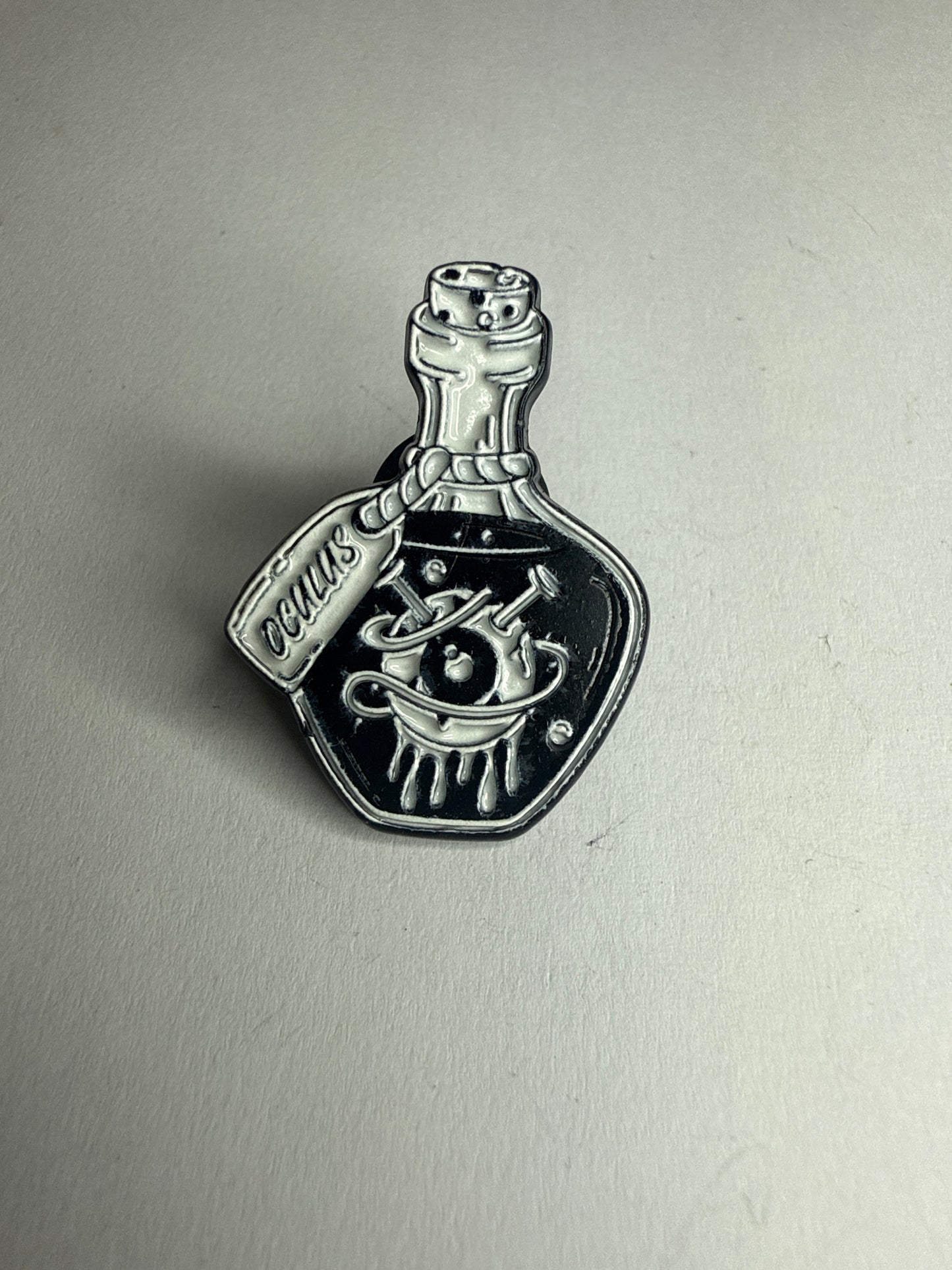 Oculus Potion eyeball pin