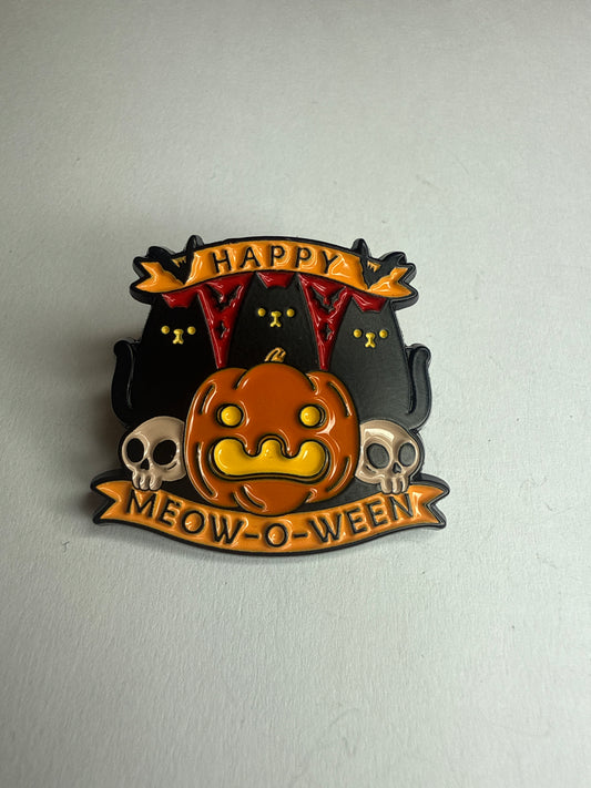 Happy Meow-o-ween pin