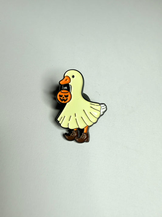 Cute goose Halloween- enamel pin