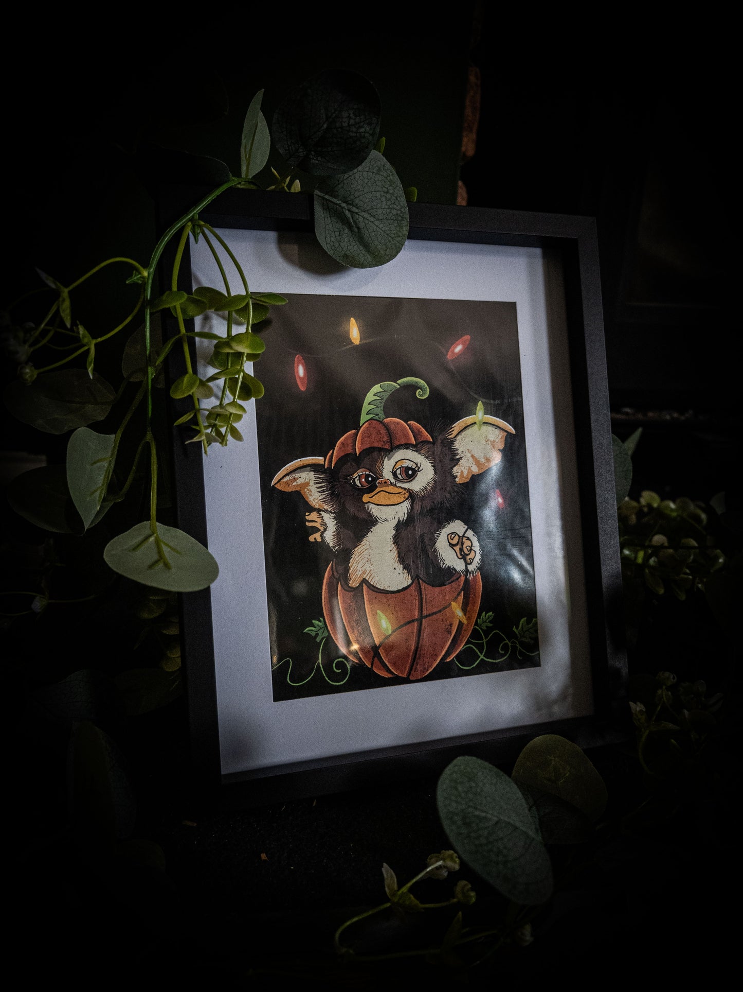 Gizmo Pumpkin Christmas Lights – Premium Giclée Art Print