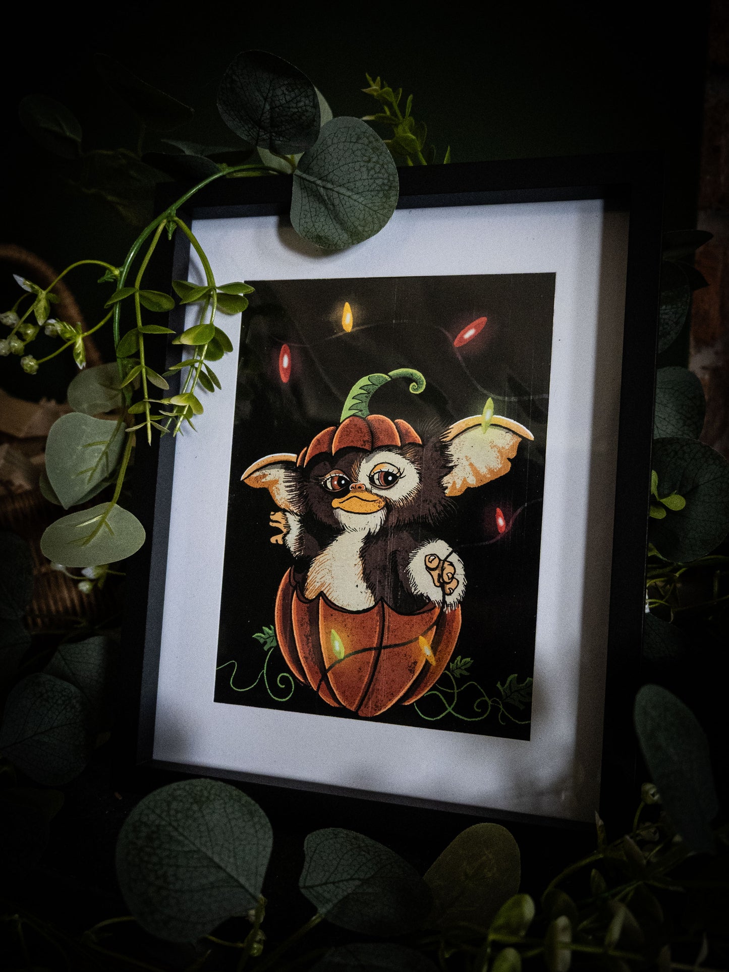 Gizmo Pumpkin Christmas Lights – Premium Giclée Art Print