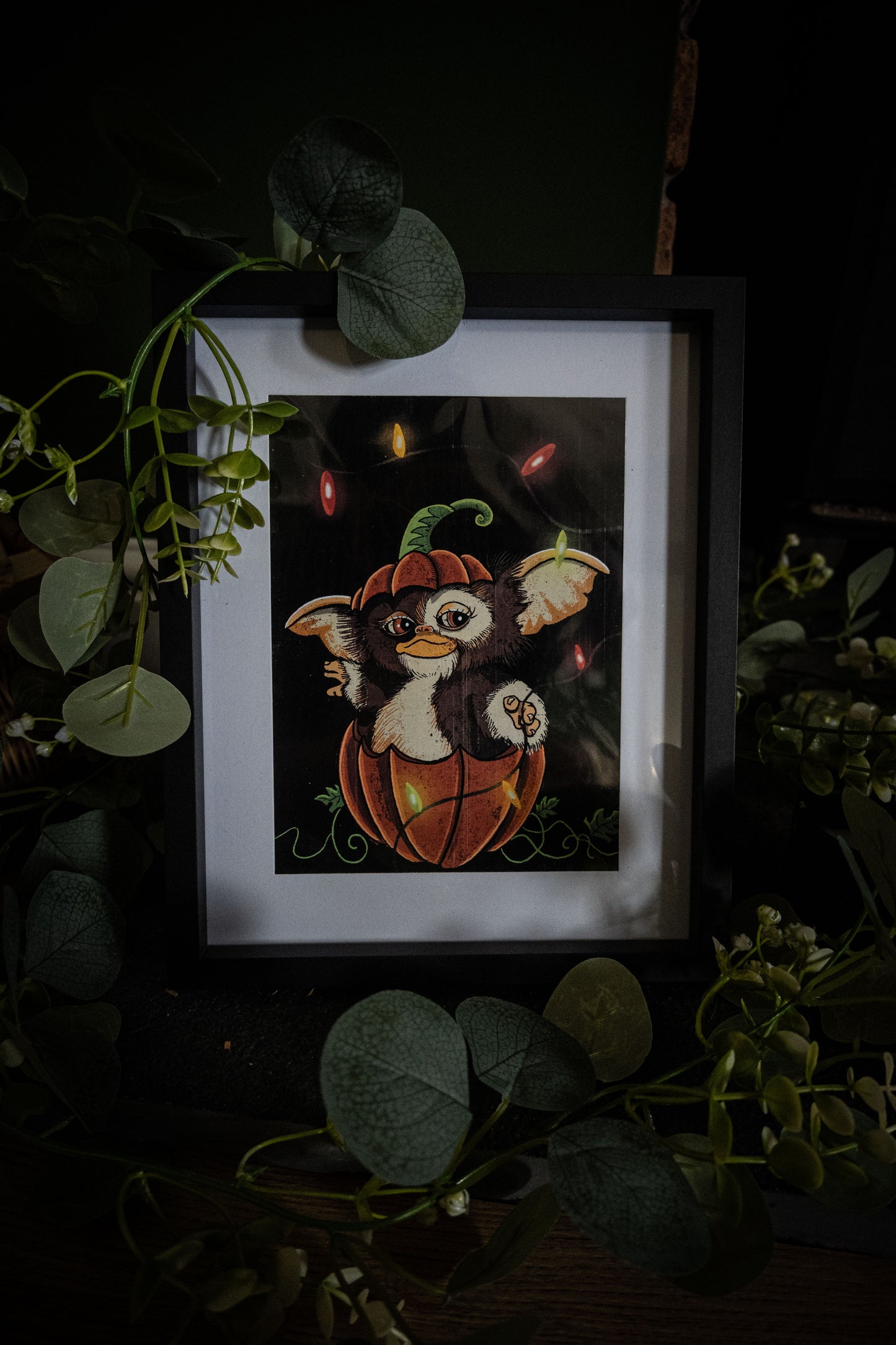 Gizmo Pumpkin Christmas Lights – Premium Giclée Art Print